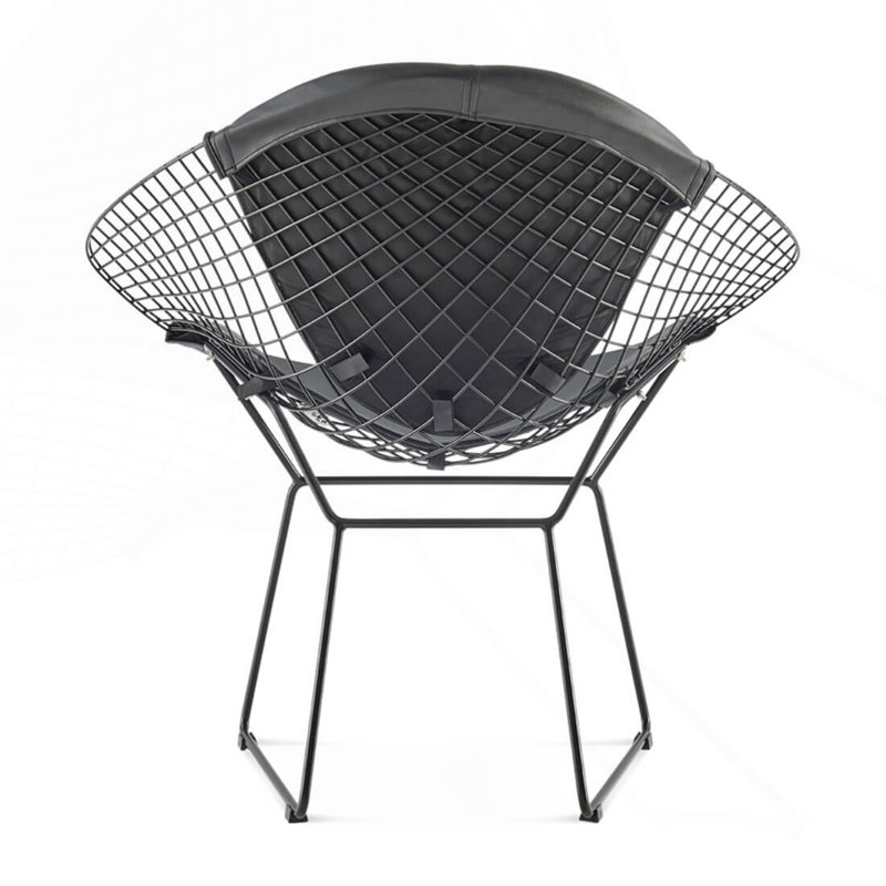 Chaise à structure noire