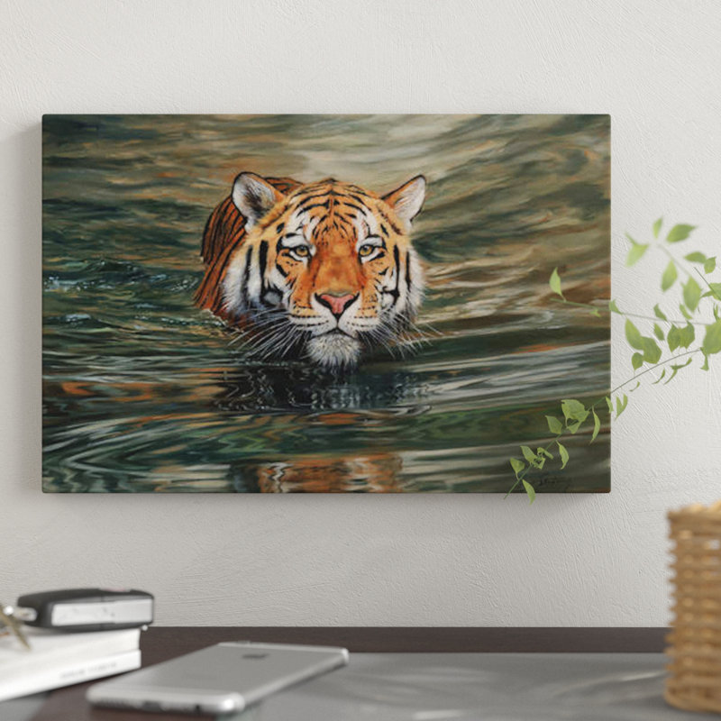«Tiger Water Front» par David Stribble, impression sur toile tendue, H 18 po x l 26 po x P 1,5 po, Toile tendue, Pas de tapis
