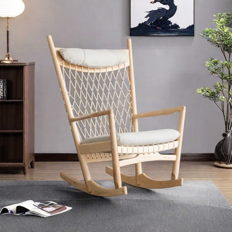 Chaise berçante en bois massif