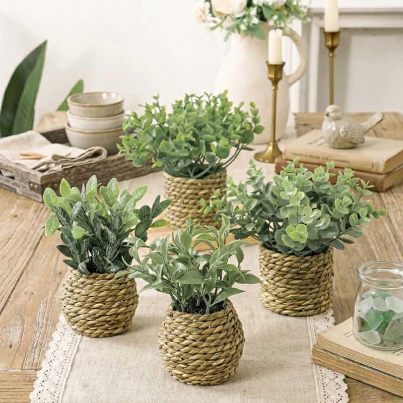 Plantes d'eucalyptus artificiel rustique de 7 pouces avec jardinières tissées à la main