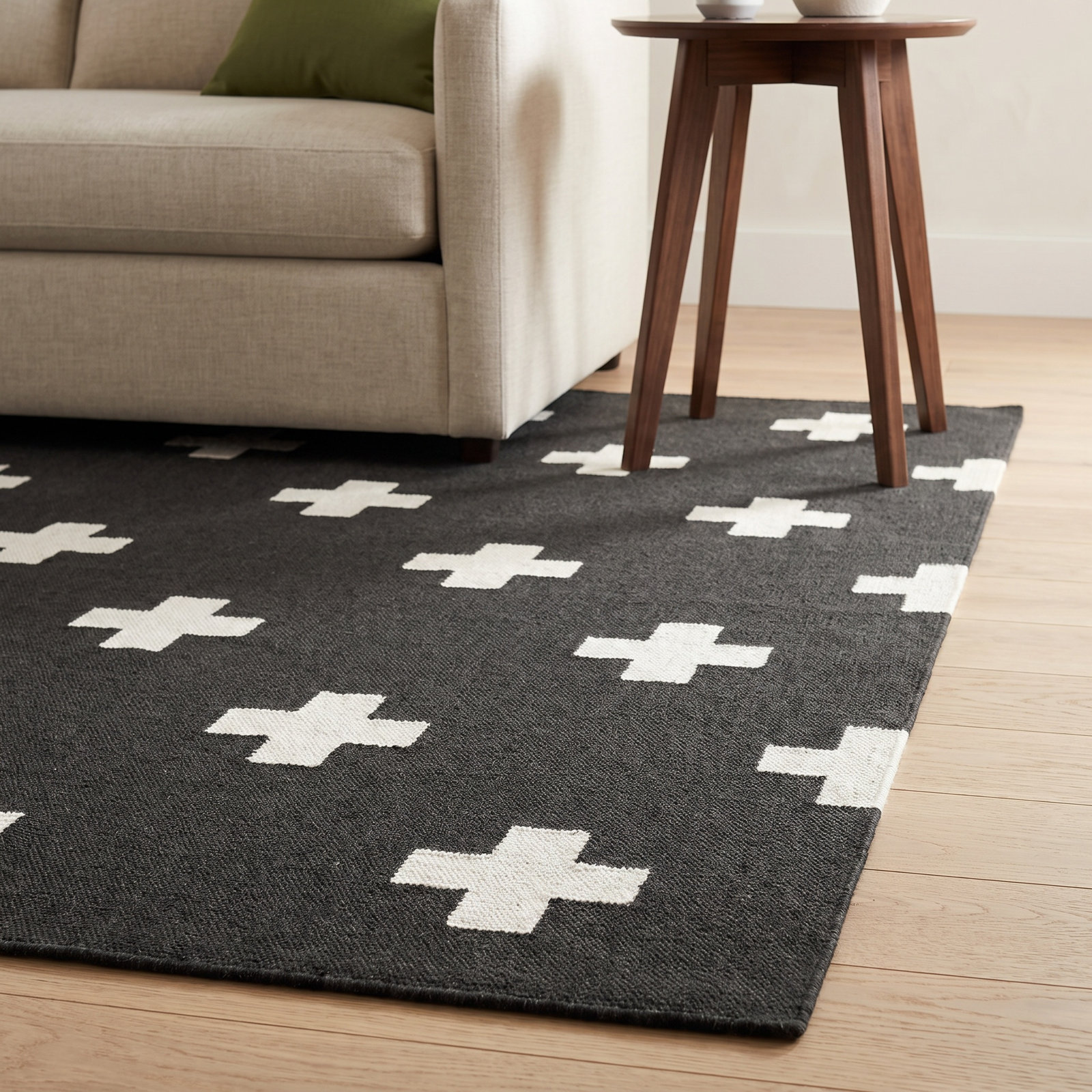 Cavan Black Hand-Tufted Geometric Wool Rug, Rectangle 5' x 7'6"