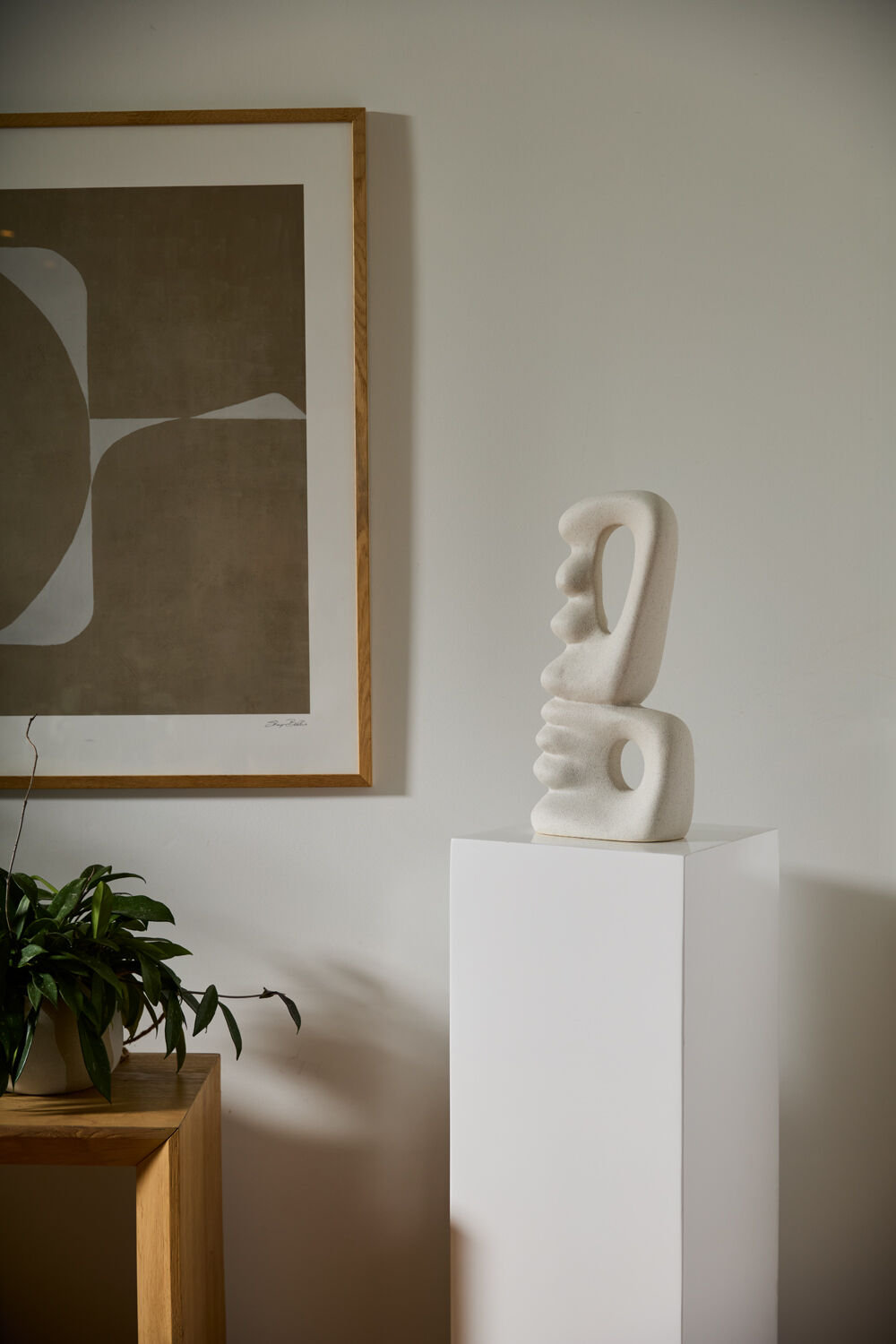 Yanara Statue