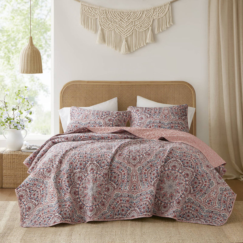 Courtepointe Valerie Boho, Motif floral rose, Édredon double + 2 très grandes taies décorativ