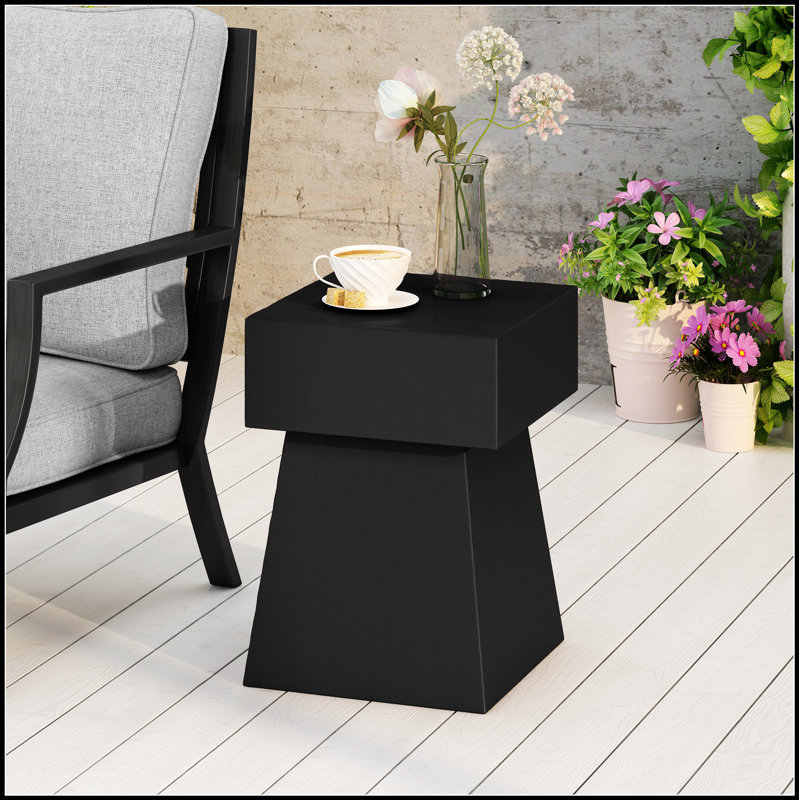 Table d'appoint élégante en béton léger AESOP avec piédestal moderne pour une décoration intérieure durable et élégante