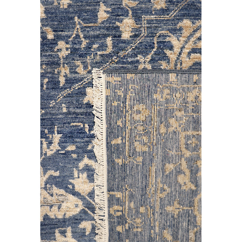 Tapis bleu / beige en rayonne et en laine noué à la main