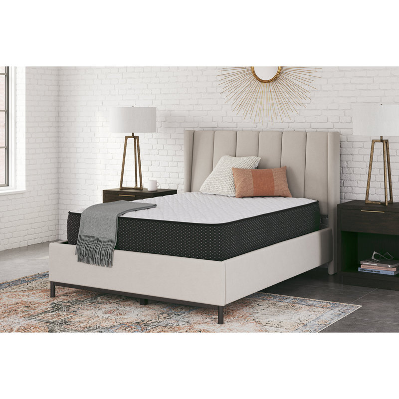 Full Size White Gel Memory Foam Innerspring Mattress