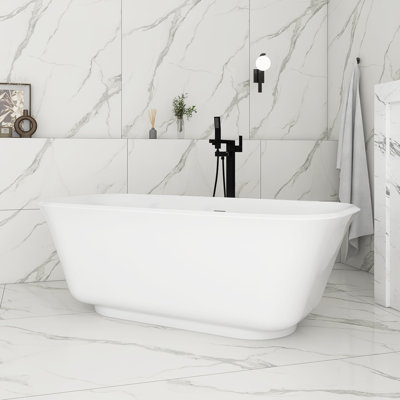 67 In. X 32 In. Acrylic Freestanding Soaking Bathtub In Glossy White