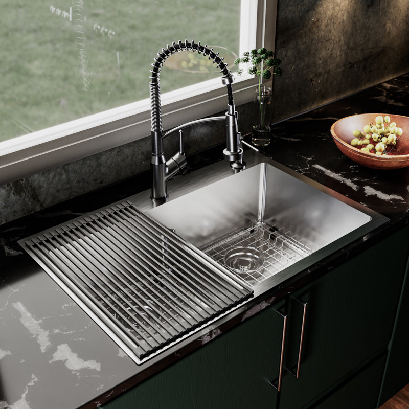 Évier de cuisine à double cuve égale en acier inoxydable 33 po x 22 po Karran Fusion