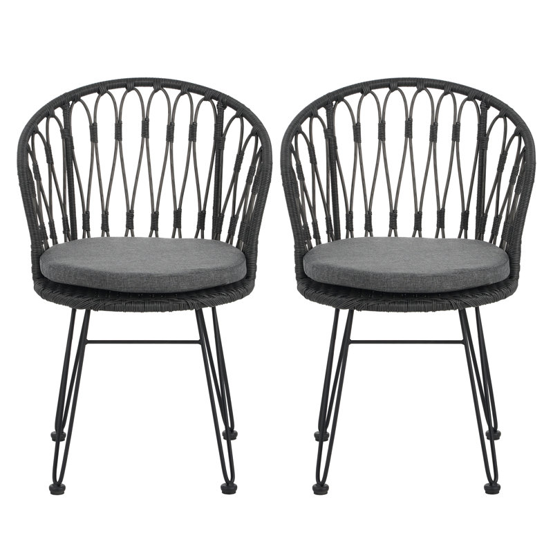 Chaise, 2 pièces, grise avec coussins. Design industriel pour patio et pieds élégants en épingle à cheveux, chaises 2 pièces, 2 coussins, gris.