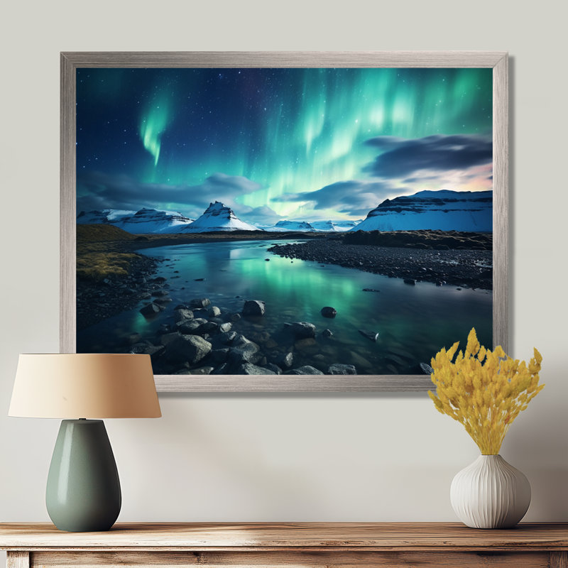 «Islandais Borealis Winter s Aurora I - Aurora Borealis», art mural encadré, H 16 po x l 32 po x P 1 po, Cadre flottant doré