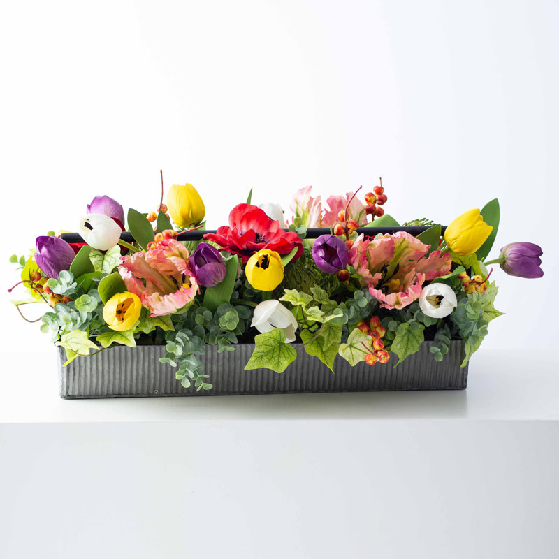 Arrangement floral de fleurs en métal galvanisé, tulipe mélangée, ensemble de centre de table en bois d’eucalyptus Protea & eucalyptus