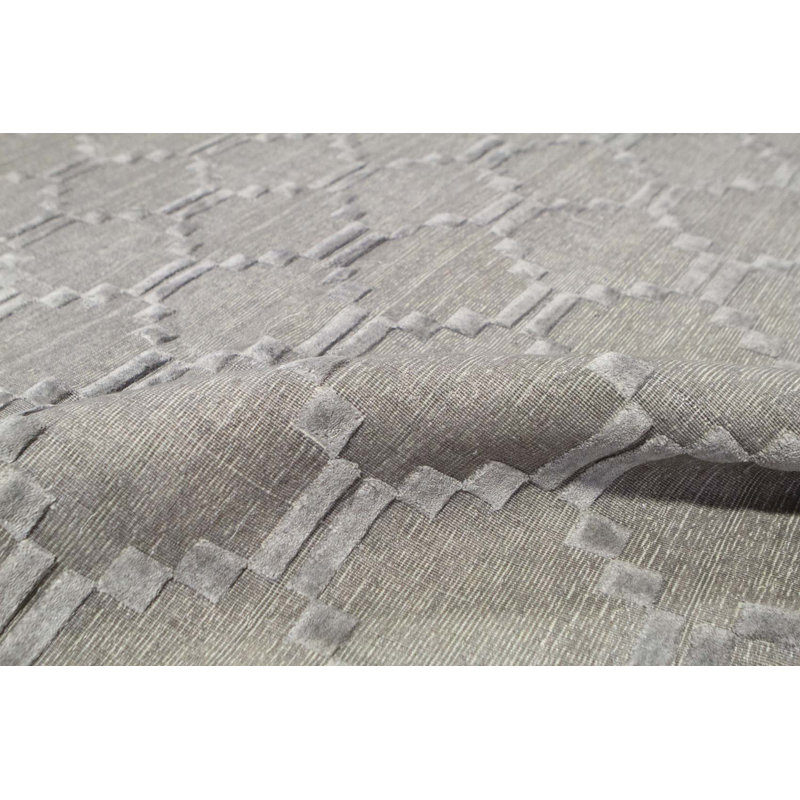 Cotton Geometric Area Rug in Silver