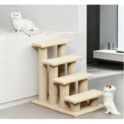 Arbre à chat avec plusieurs niveaux