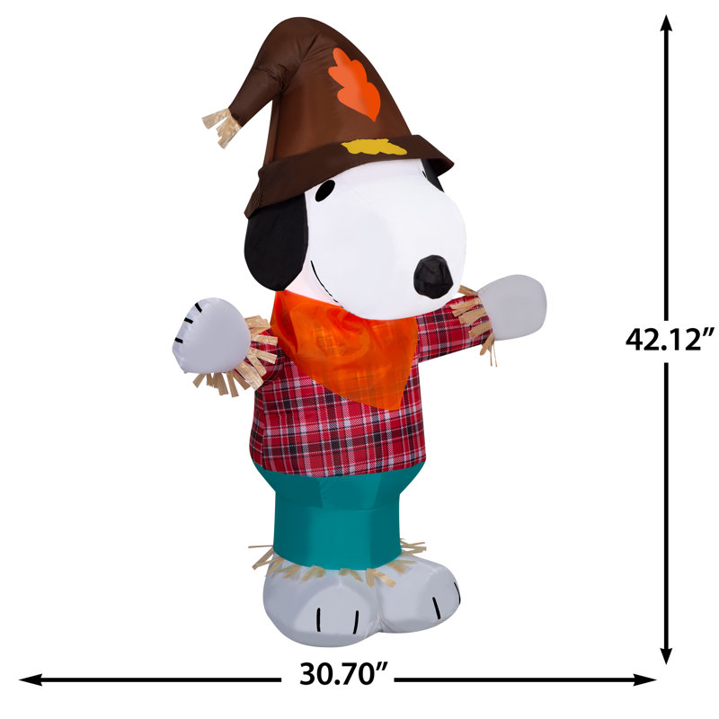 Airblown Harvest Snoopy in Plaid Shirt Peanuts