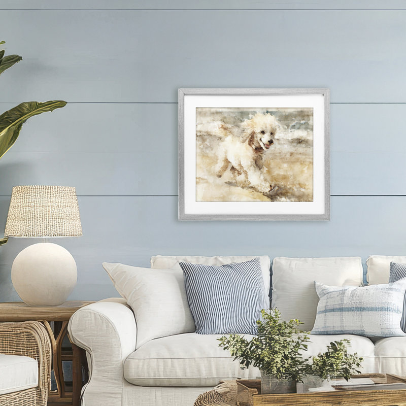 «Coastal Breeze & Poodle», reproduction sous verre encadrée, design par Svetlana Aleynikova, Cadre de ferme gris