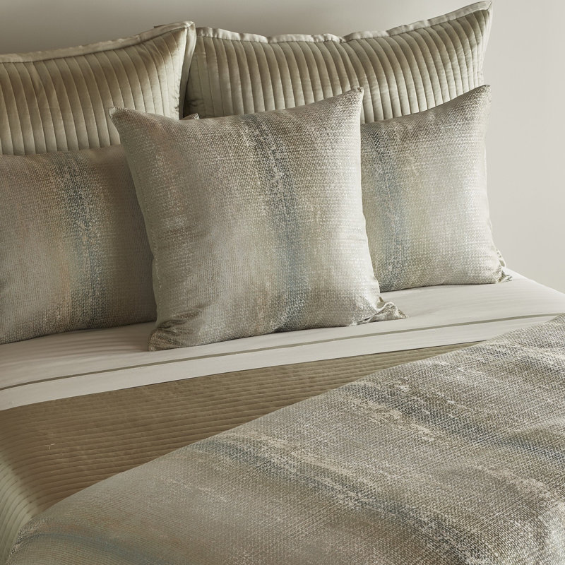 Anguilla Quilted Throw Blanket, Pumice
