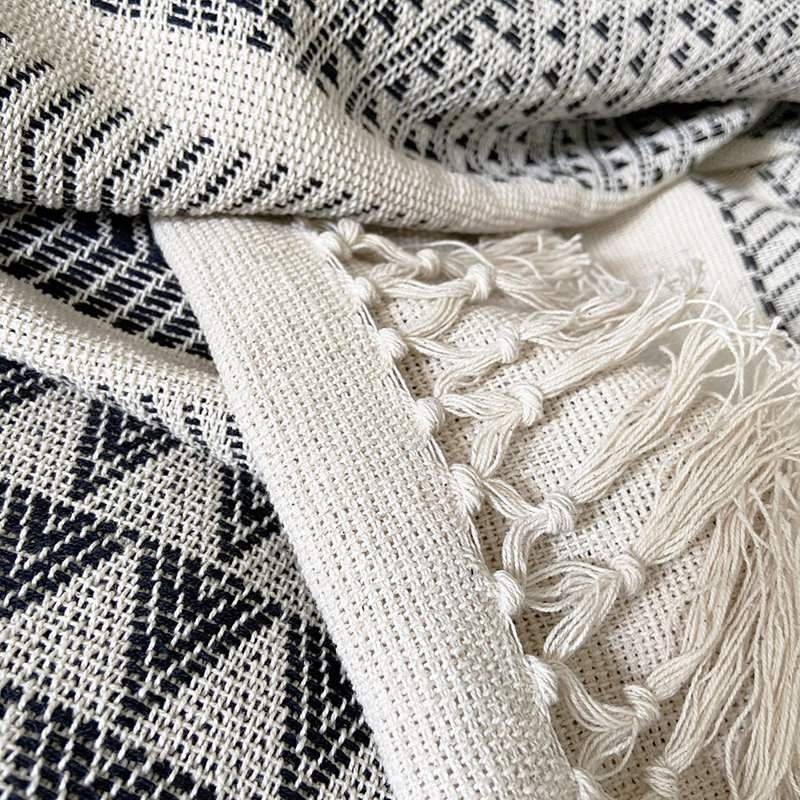 Jeté en fibre de coton par Auskin, L 94 po x L 106 po, Beige