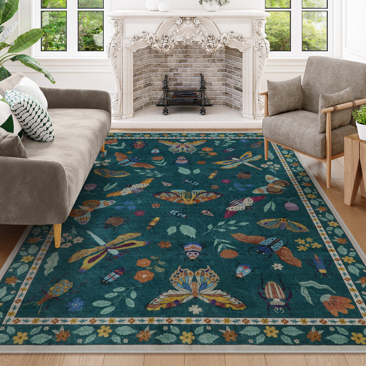 Goldene Animal & Insect Rug in Green 6 by 9