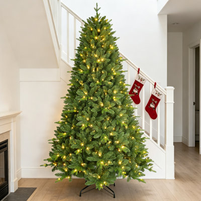 Pre-Lit Spruce Artificial Christmas Tree