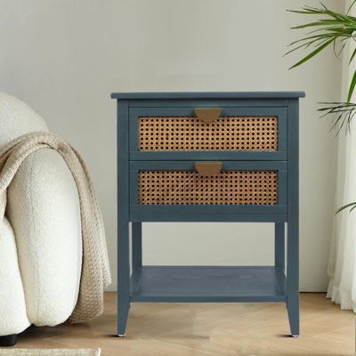 Table de chevet de style rétro Akeelah avec tiroirs et tablettes, pieds en bois pour le salon et la chambre à coucher