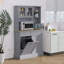 Armoire de rangement pour garde-manger de 68 po grise avec charge électrique. Portes en verre autoportantes et tablette réglable. Pour différents espaces. 2 armoires à ordures inclinables. Prises et ports intégrés à courant alternatif. Spacieux
