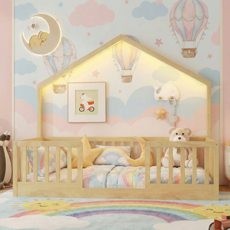 Lit simple pour lit simple Montessori avec lumière DEL, lit plateforme pour enfants en bois massif avec rails de sécurité complets, base de lit à profil bas, naturel