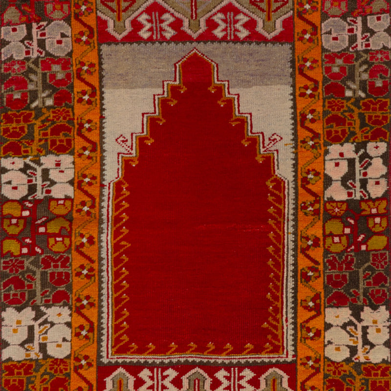 Red Vintage Traditional Wool Rug - 3'3"" x 4'5""