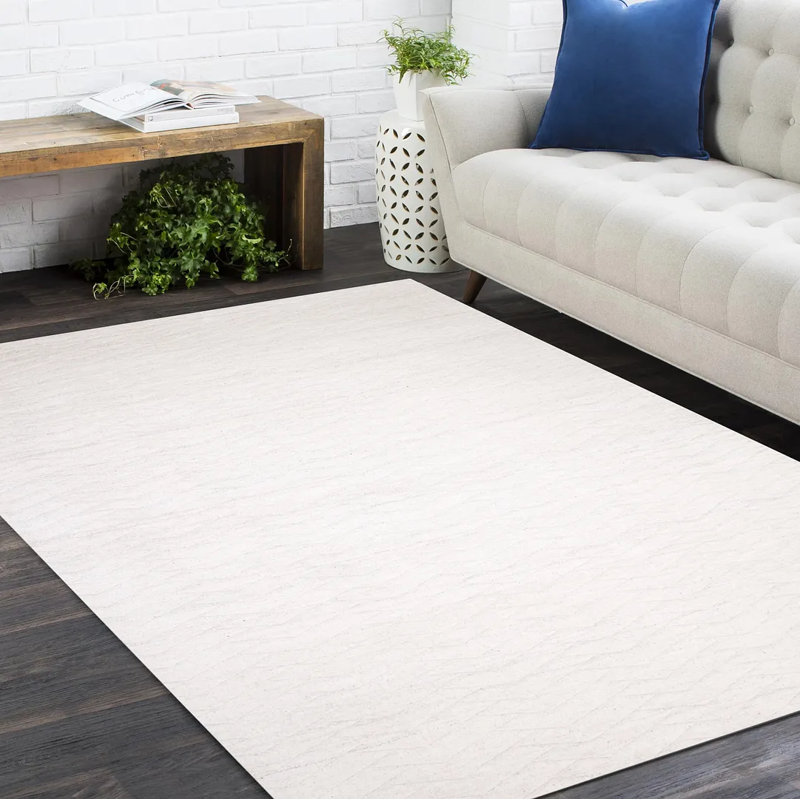 Michaella Hand Knotted Tencel Chevron Indoor Rug, Rectangle 5' x 8'