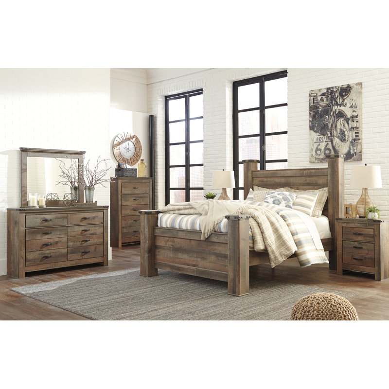 Trinell Poster Bed, Queen
