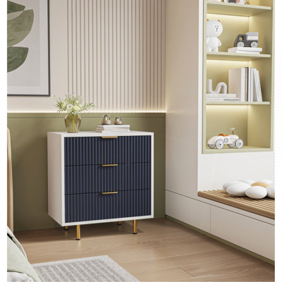 Commode 3 tiroirs pour la chambre à coucher, table de chevet cannelée moderne avec tiroirs profonds, commode à large plateau, organisateur de commode en bois, table d'appoint pour le salon, couloir, chambre d'enfant blanc et bleu marine