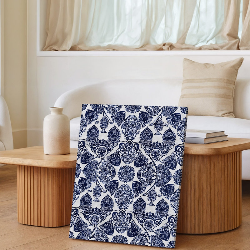 Toile d'un motif sans soudure d'inspiration marocaine détaillée avec art mural tourbillonnant complexe et motifs géométriques dans une toile marine foncé