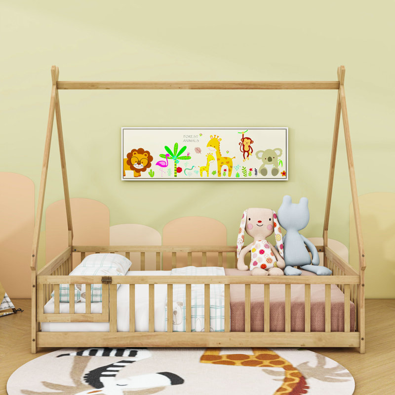 Lit double en bois avec garde-corps, porte et lattes, conception en forme de tente, Naturel