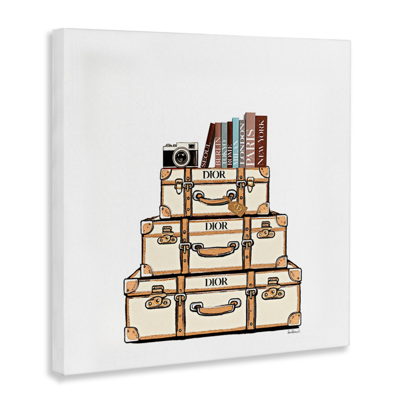 Valises symétriques empilées sur toile, design par Amanda Greenwood, H 17 po x l 17 po