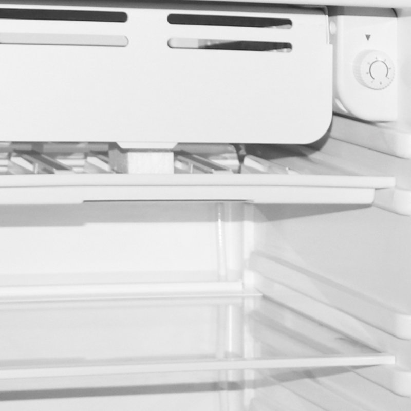 Frigidaire 3.2 Mini Fridge, Pink