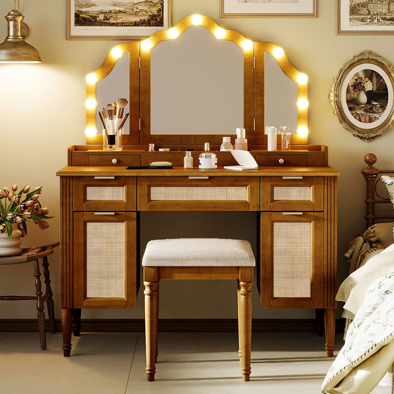 Ensemble de coiffeuse 44,37 "avec tabouret, 13 ampoules Hollywood et 3 modes d'éclairage, coiffeuse à miroir triple pliable avec tabouret rembourré, station de charge, beaucoup de rangement, espresso