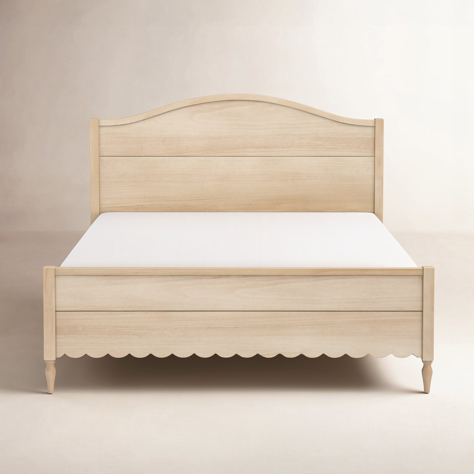 Charlotte Bed, Full, Blonde