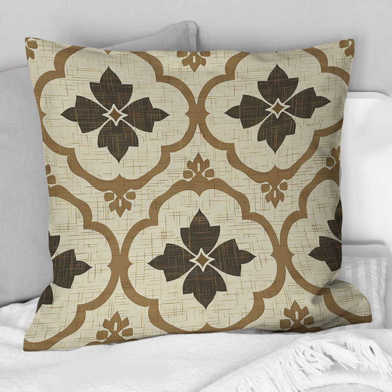 Coussin décoratif brun et beige quadrilobe I, H 16 po x l 16 po