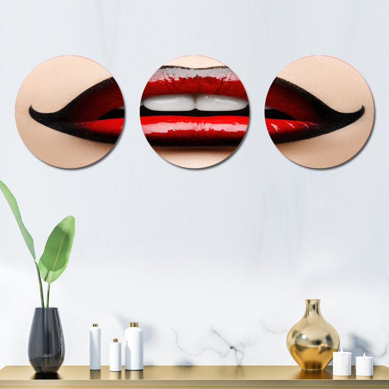 Femme avec lèvres rouges et noires - Ensemble de décoration murale moderne en métal