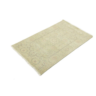 Tapis rond oriental transitionnel discret à motif floral vert clair 3 x 5 | Taille exacte: 2 pi 11 po x 5 pi
