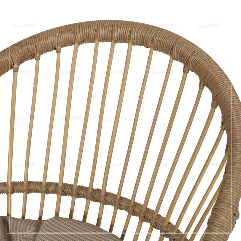Ensemble de 2 chaises de salle à manger élégantes en osier Boho avec structure en métal et coussins résistants à l'eau pour l'extérieur