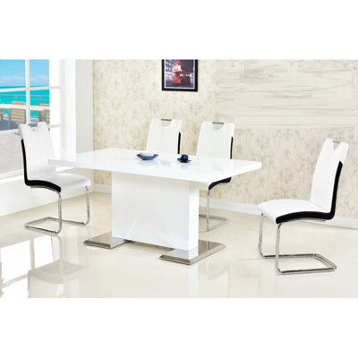 Ensemble de chaises de salle à manger modernes en similicuir avec pieds en métal