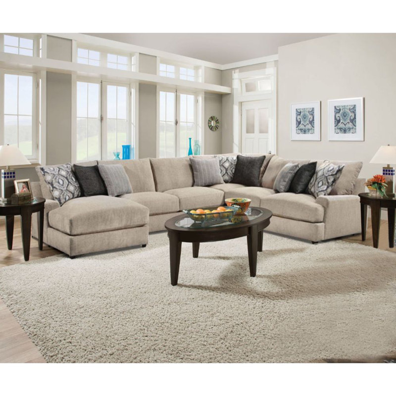 Vassenia Upholstered 40 " Chenille Loveseat