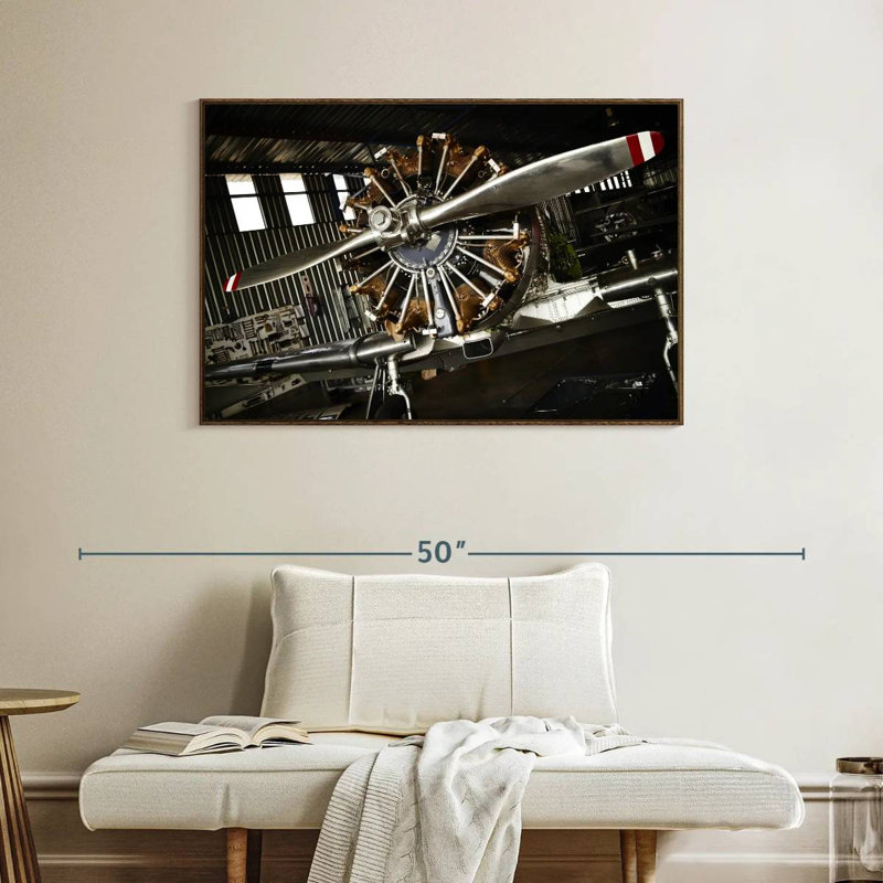 Hélice de guerre, Cadre flottant noyer, 40 po x 27 po