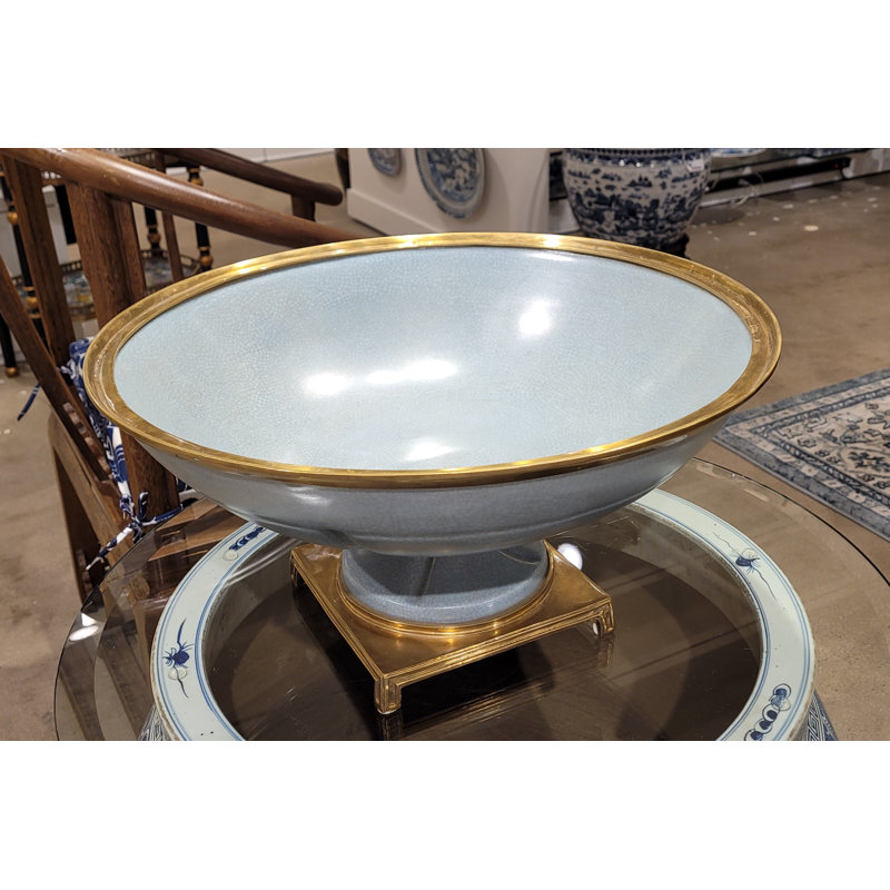 Bol en porcelaine avec bronze