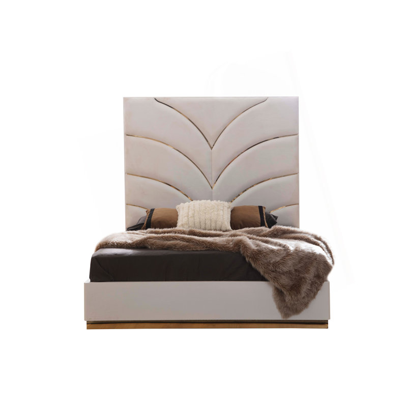 Lit tapissier très grand Laura Gold