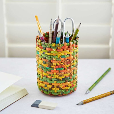 Round Recycled Newspaper Pencil Holder