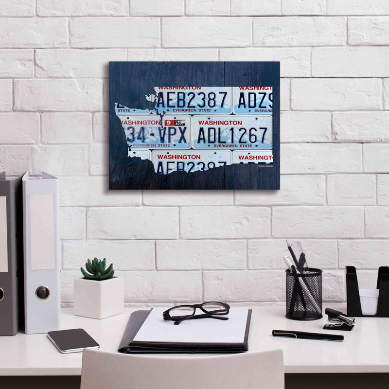 «Washington Licence Plate Map» par Design Turnpike, H 12 po x l 16 po x P 0,75 po