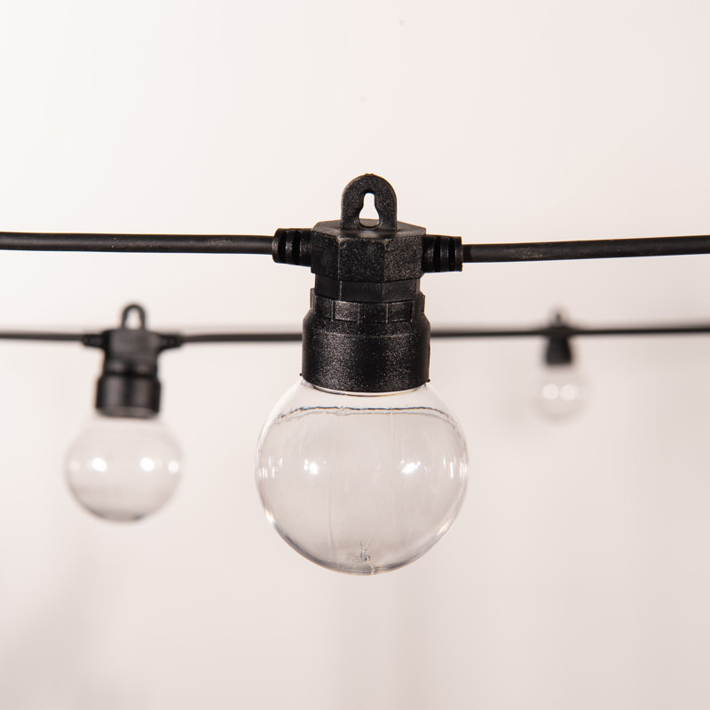 Guirlande de 24 lumières sphériques d'extérieur 24 pi (connectable d'un bout à l'autre)