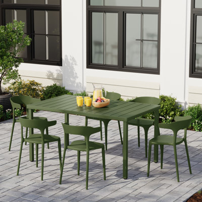 6-Person Outdoor Rectangular Dining Set