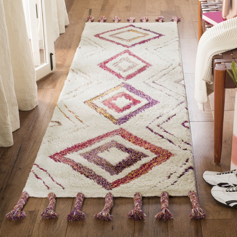 Powell Hand Tufted Performance Southwestern Rug, Runner 2'3" x 8'